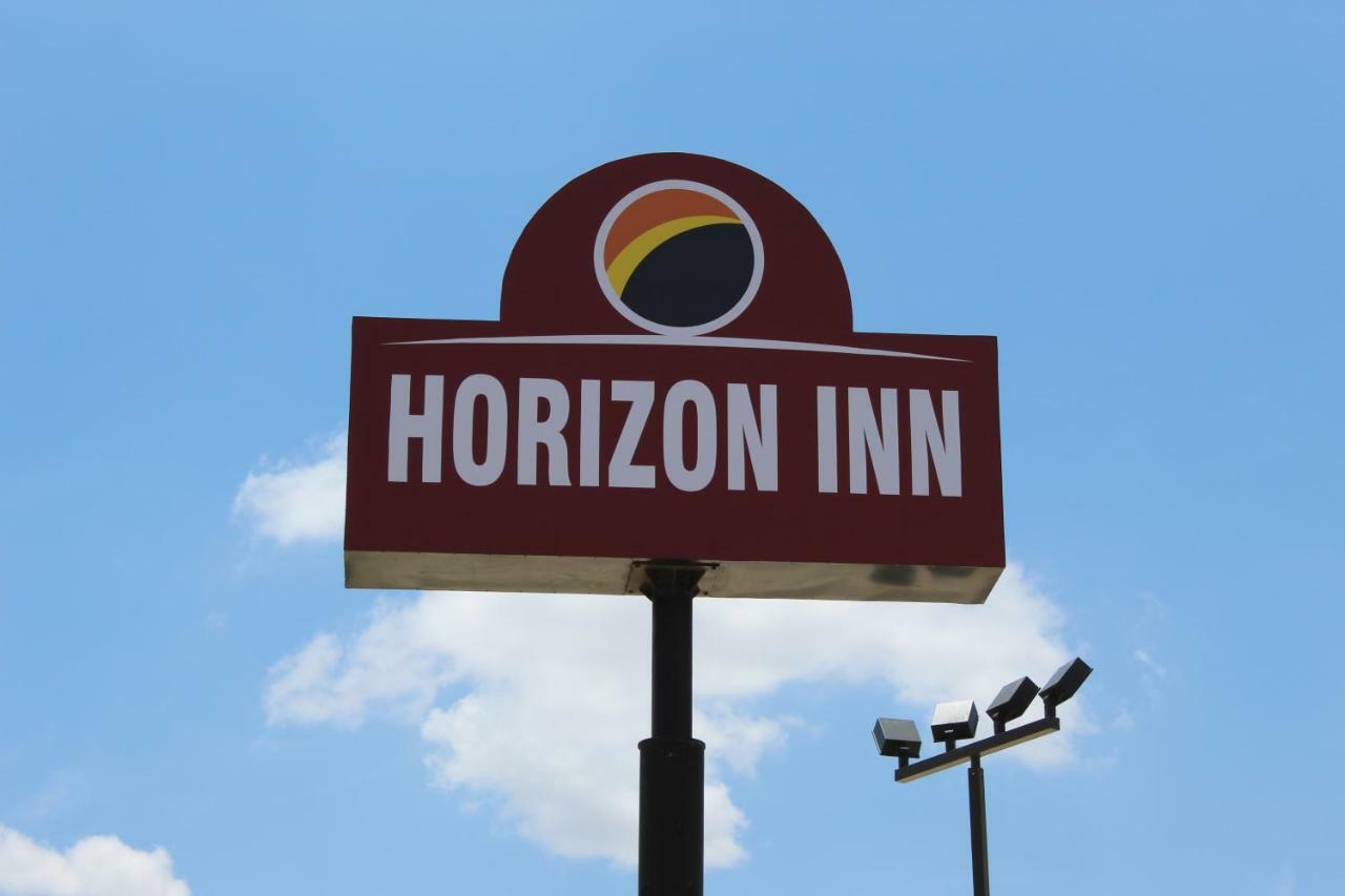 Horizon Inn & Suites Pearsall Exterior photo